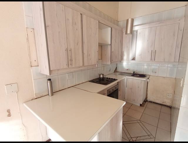 2 BEDROOM TOWNHOUSE FOR SALE IN RIDGEWAY
